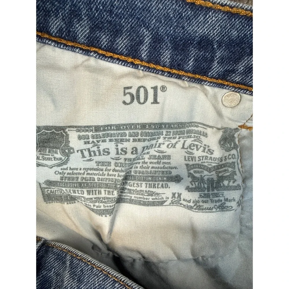 Levi's 501 Original Fit Jeans Men 30 Blue Straight Leg Button Fly Denim Academia
